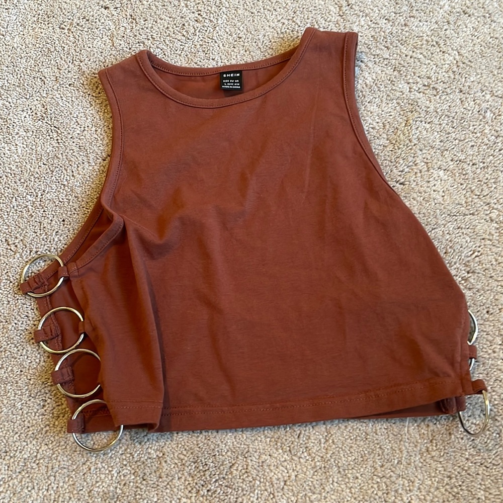 New open side cropped tank top size large